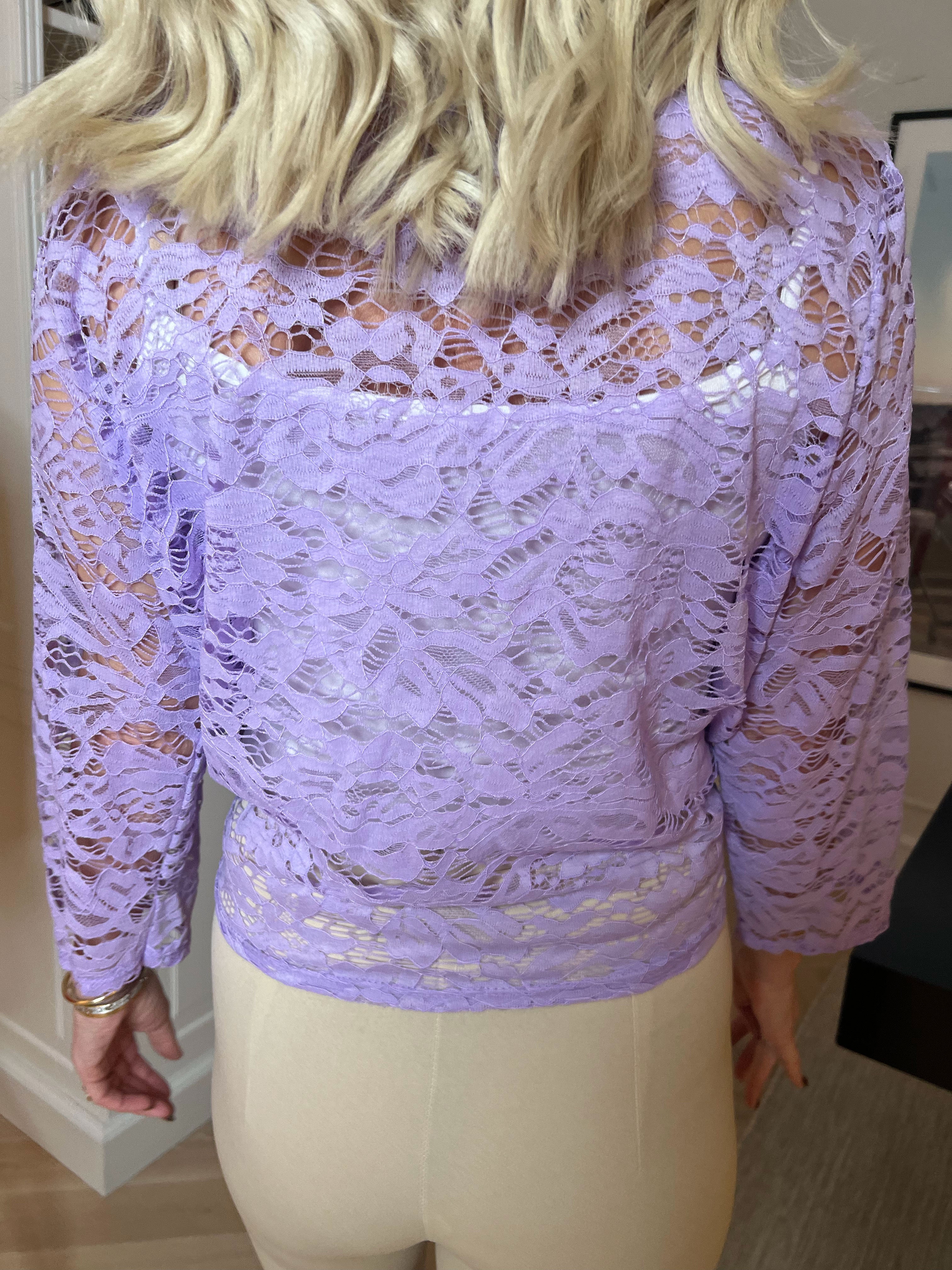 Jen - Kort blondecardigan med mulighed for knude foran